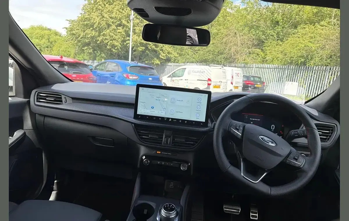 Used Ford Kuga ST-Line 239 HP (175 kW) 2025 White SUV