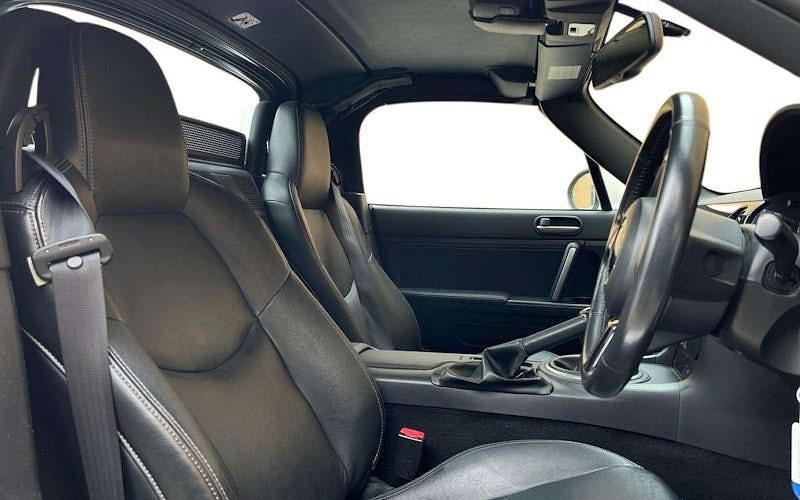 Used Mazda MX5 Inclusive 160 HP (117 kW) 2014 White Cabriolet