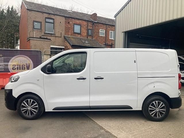 Used Peugeot Expert Premium 2023 White Van