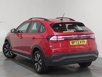 Used VW Taigo Life 95 HP (69 kW) 2023 Red SUV