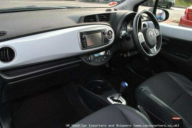 Used Toyota Yaris 101 HP (74 kW) 2013 Hatchback