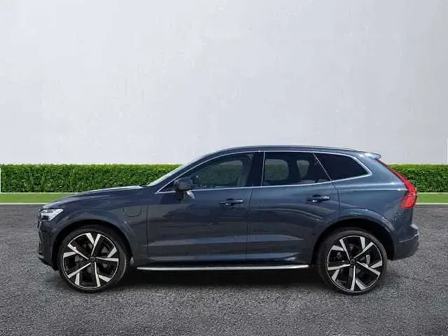 Used Volvo XC60 Ultra 449 HP (330 kW) 2026 Blue SUV