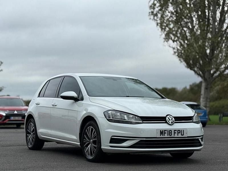 White Used 2018 VW Golf VII SE Hatchback | £8,995 (Good price) - Image 1/3