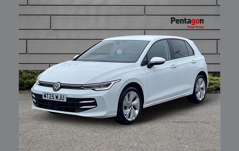 Used VW Golf VIII Match 147 HP (108 kW) 2025 White Hatchback