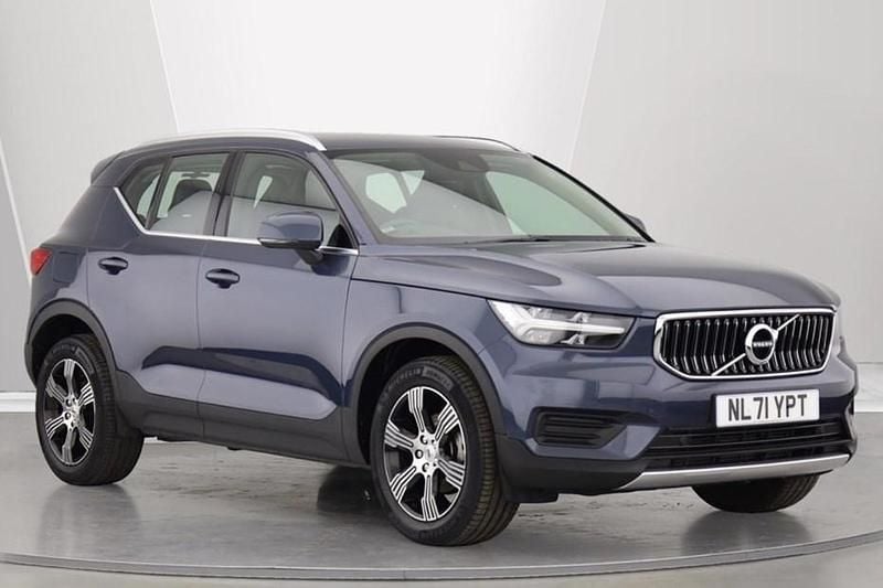 Blue Used 2021 Volvo XC40 Inscription SUV | £21,995 (Fair price) - Image 1/1
