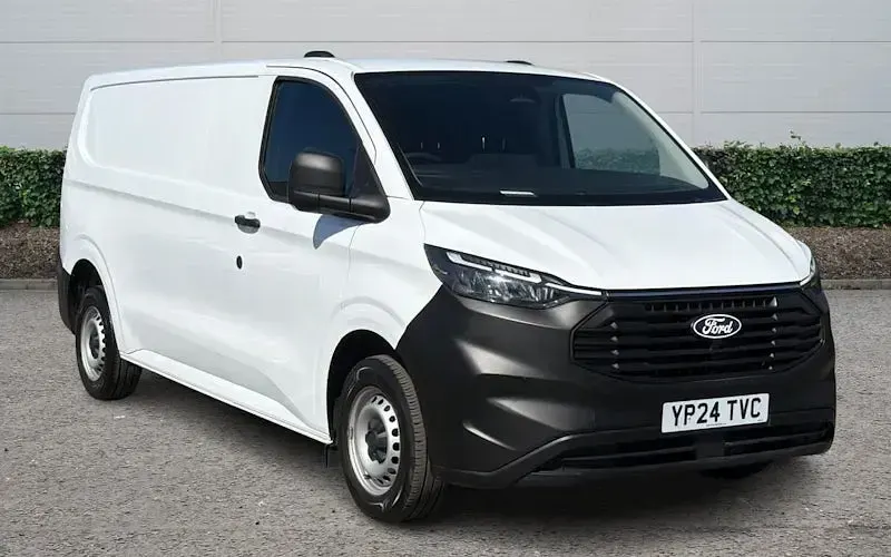 Usado Ford Transit Custom 136 HP (100 kW) 2025 Van