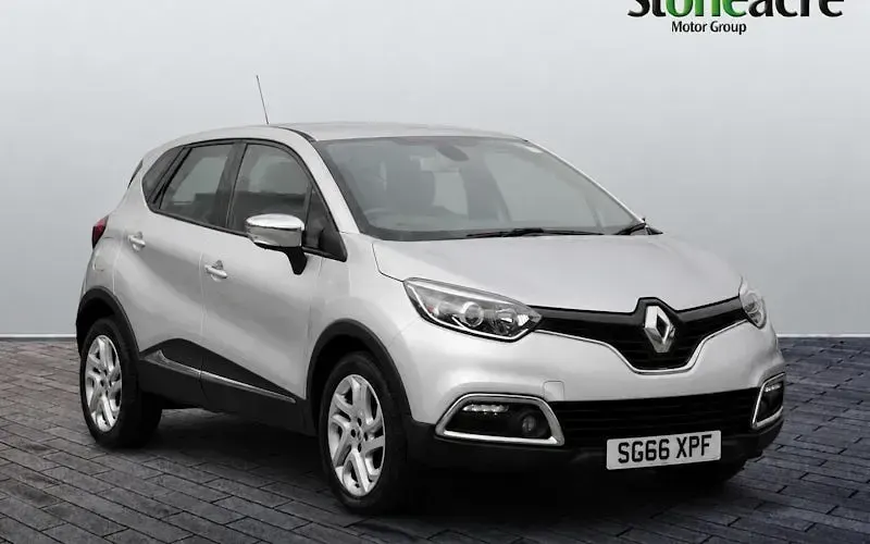 Used Renault Captur Dynamique 90 HP (66 kW) 2017 SUV