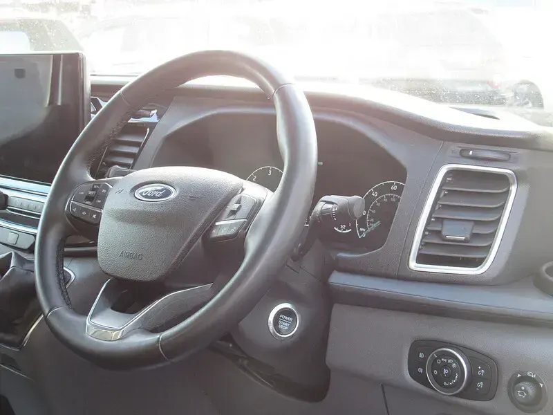 Used Ford Transit Limited 170 HP (125 kW) 2024 Moondust silver (metallic paint) Van