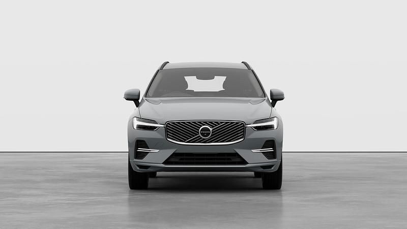 New Volvo XC60 Core 349 HP (256 kW) 2025 Vapour grey SUV