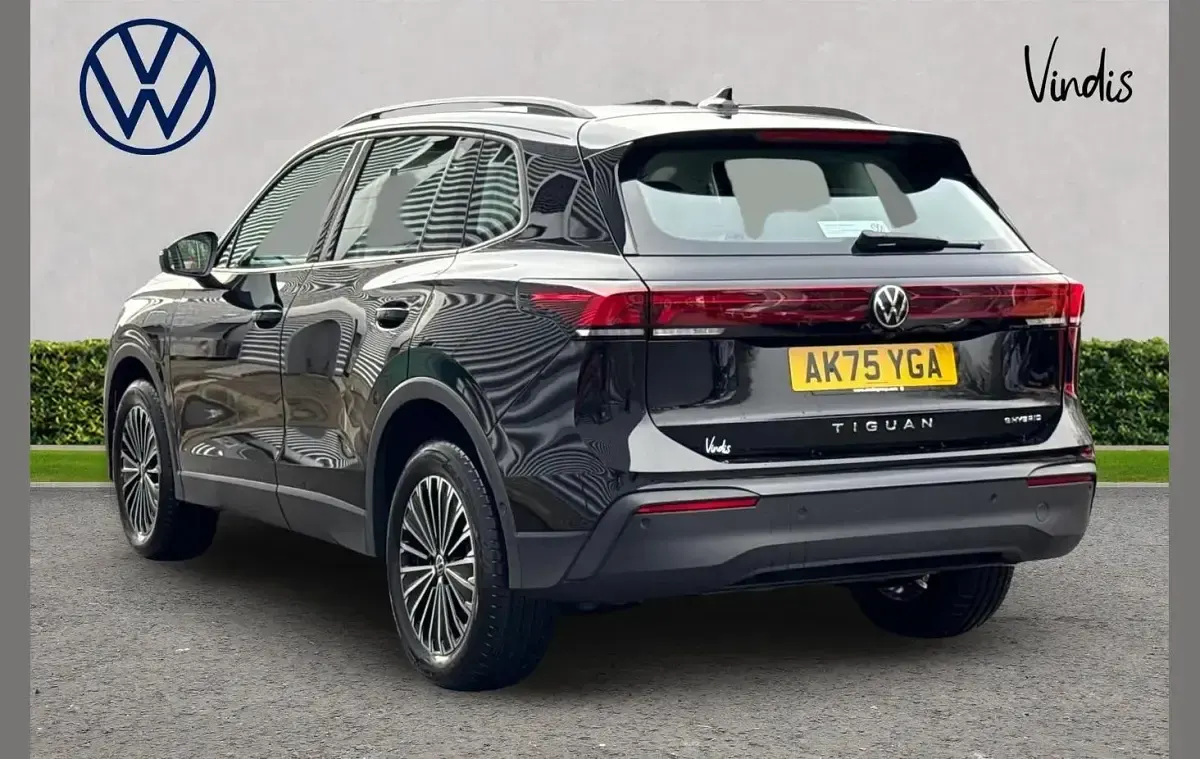 Used VW Tiguan Life 204 HP (150 kW) 2026 Black SUV