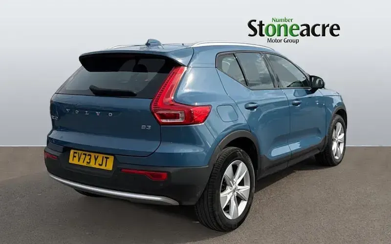 Used Volvo XC40 Core 163 HP (119 kW) 2026 SUV