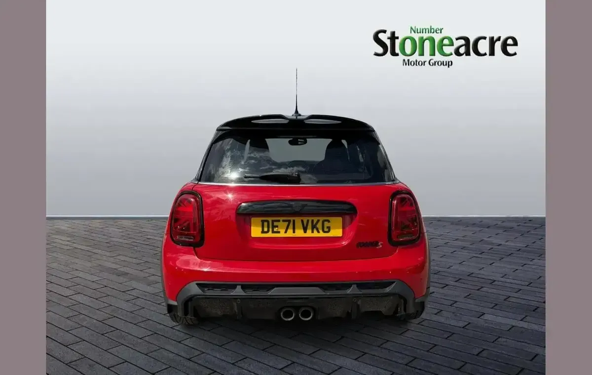 Used Mini Cooper S Sport 176 HP (129 kW) 2021 Red Hatchback