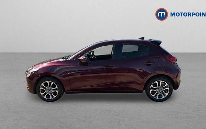 Usado Mazda 2 Inclusive 116 HP (85 kW) 2018 Vermelho Citadino
