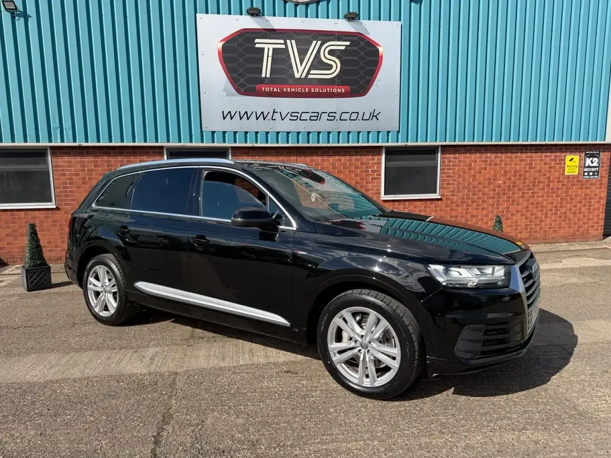 Used Audi Q7 S-Line 218 HP (160 kW) 2018 Black SUV