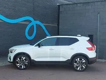 Used Volvo XC40 Ultra 163 HP (119 kW) 2025 White SUV