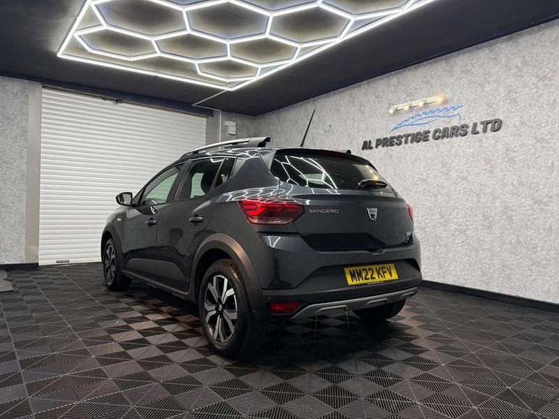 Used Dacia Sandero Prestige 100 HP (73 kW) 2022 Grey Hatchback