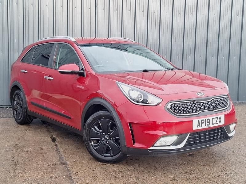Used Kia Niro 139 HP (102 kW) 2019 Red SUV