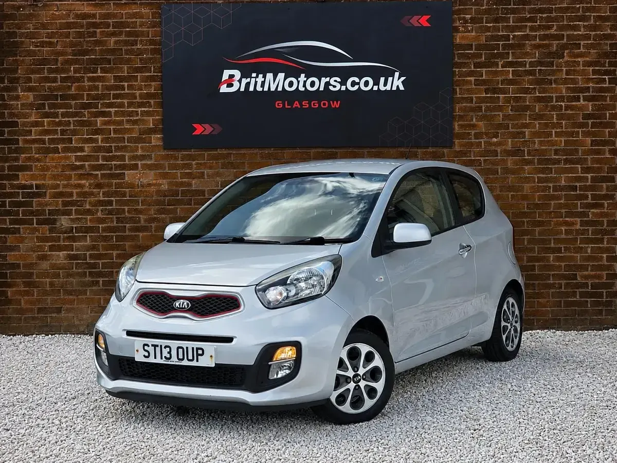 Used Kia Picanto City 68 HP (50 kW) 2013 Silver Hatchback