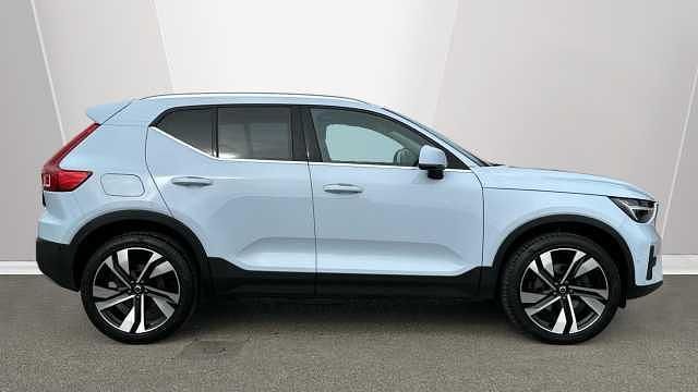 Used Volvo XC40 Ultra 161 HP (118 kW) 2025 SUV