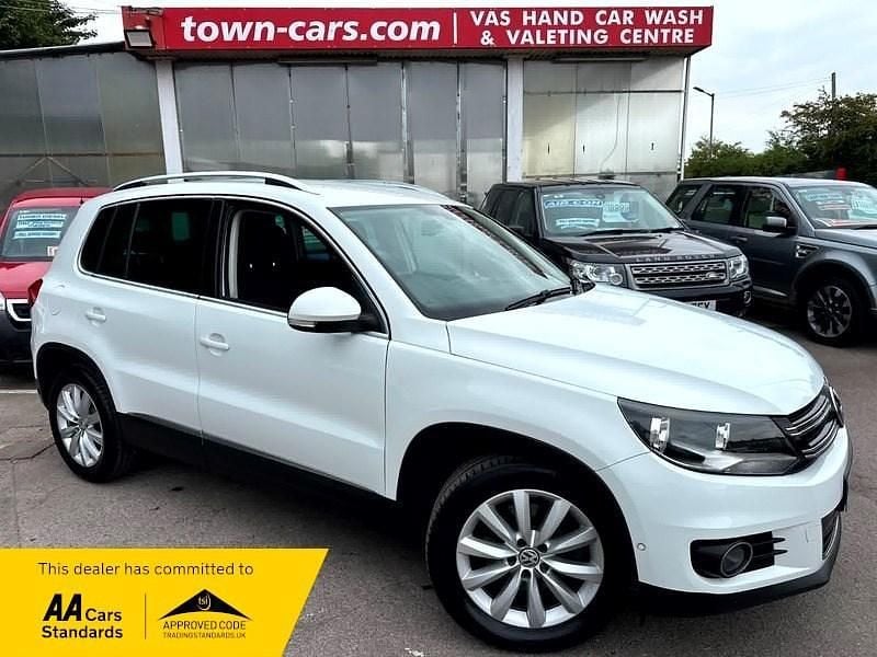White Used 2015 VW Tiguan Match SUV | £9,999 (Fair price) - Image 1/4