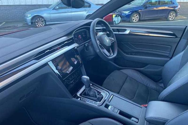 Used VW Arteon R-line 150 HP (110 kW) 2024 Red Hatchback