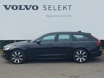 Used Volvo V90 Plus 350 HP (257 kW) 2025 Black Estate