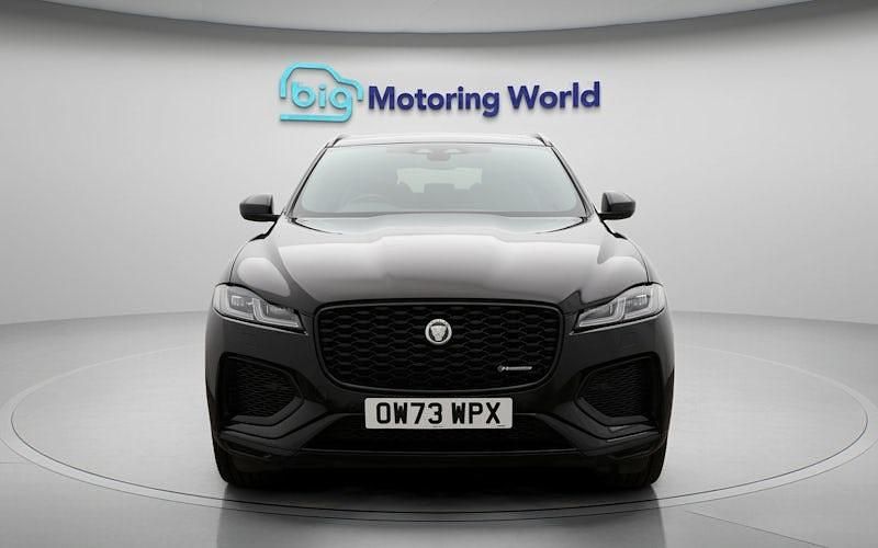Used Jaguar F-Pace R-Dynamic 404 HP (297 kW) 2024 Black SUV