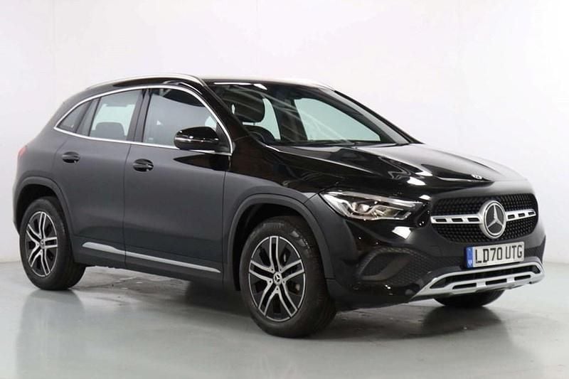 Black Used 2020 Mercedes GLA200 SUV | £22,300 (Fair price) - Image 1/1