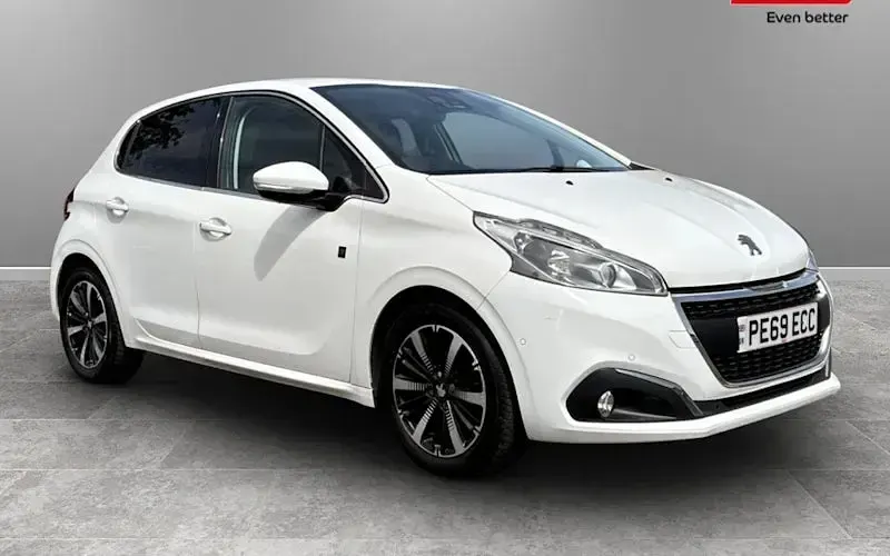Used Peugeot 208 82 HP (60 kW) 2019 Hatchback