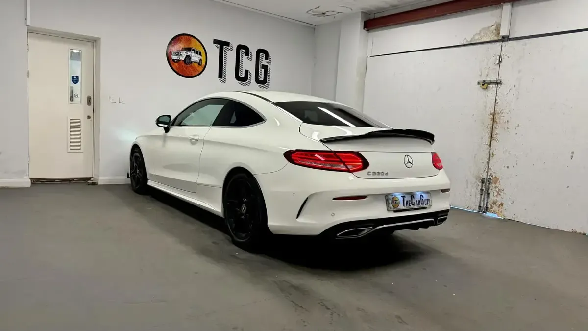 Used Mercedes C220 AMG line 2018 White Coupe