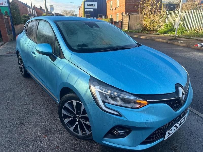Used Renault Clio V Iconic 2020 Blue Hatchback