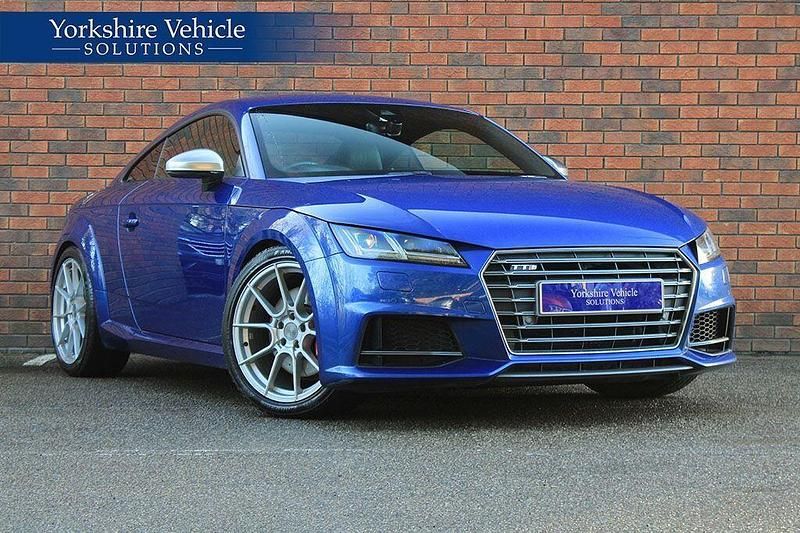Used Audi TTS Advanced 310 HP (228 kW) 2015 Blue Cabriolet