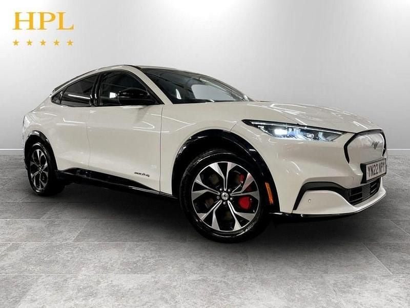 Used Ford Mustang Standard Range 269 HP (197 kW) 2022 White SUV