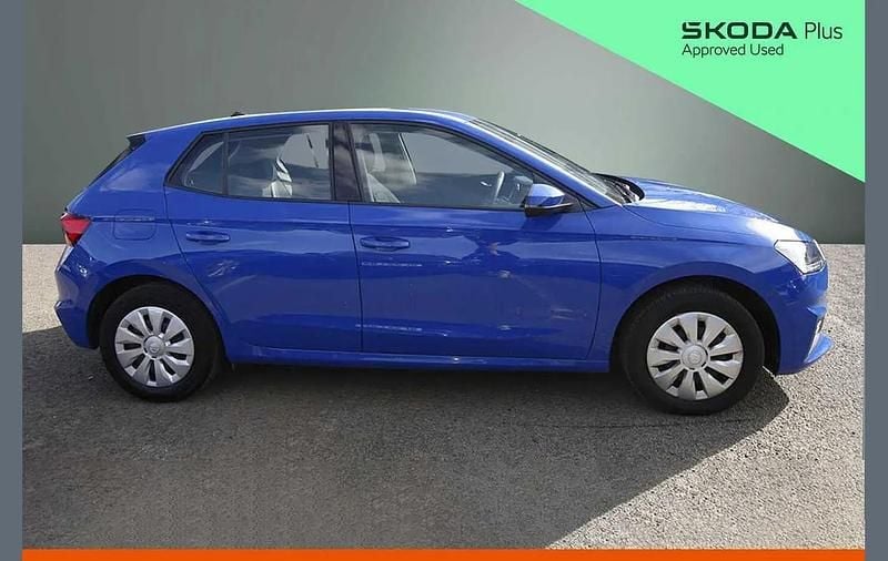 Begagnad Skoda Fabia 64 HK (47 kW) 2022 Blå Halvkombi