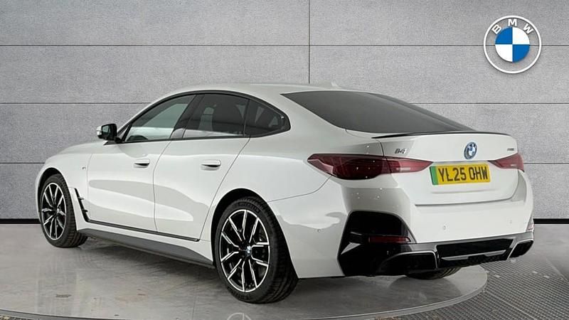 Used BMW i4 M Sport 246 kW (335 HP) 2025 White Sedan