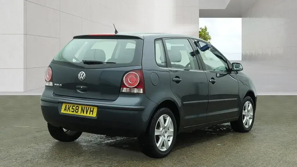 Used VW Polo Match 60 HP (44 kW) 2008 Grey Hatchback
