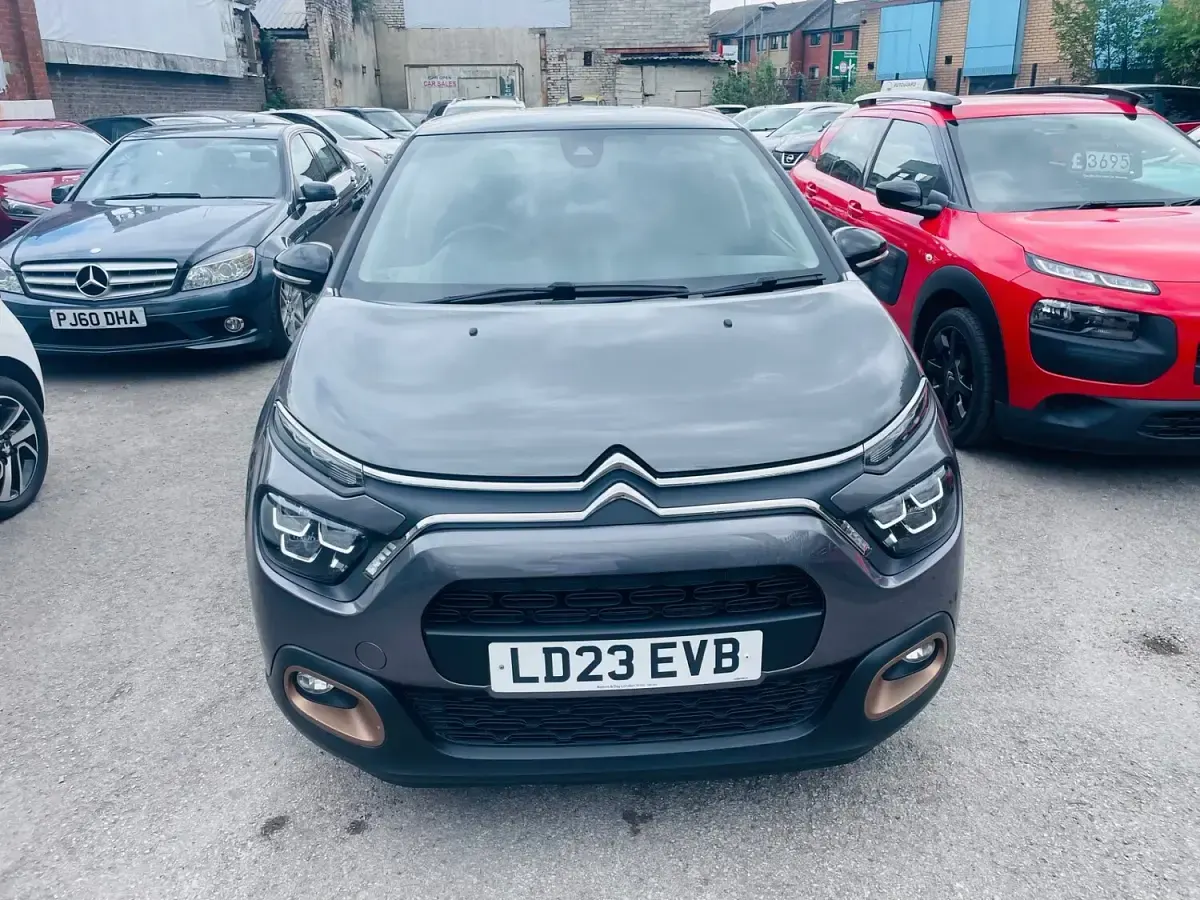 Used Citroën C3 PureTech 81 HP (59 kW) 2023 Grey Hatchback
