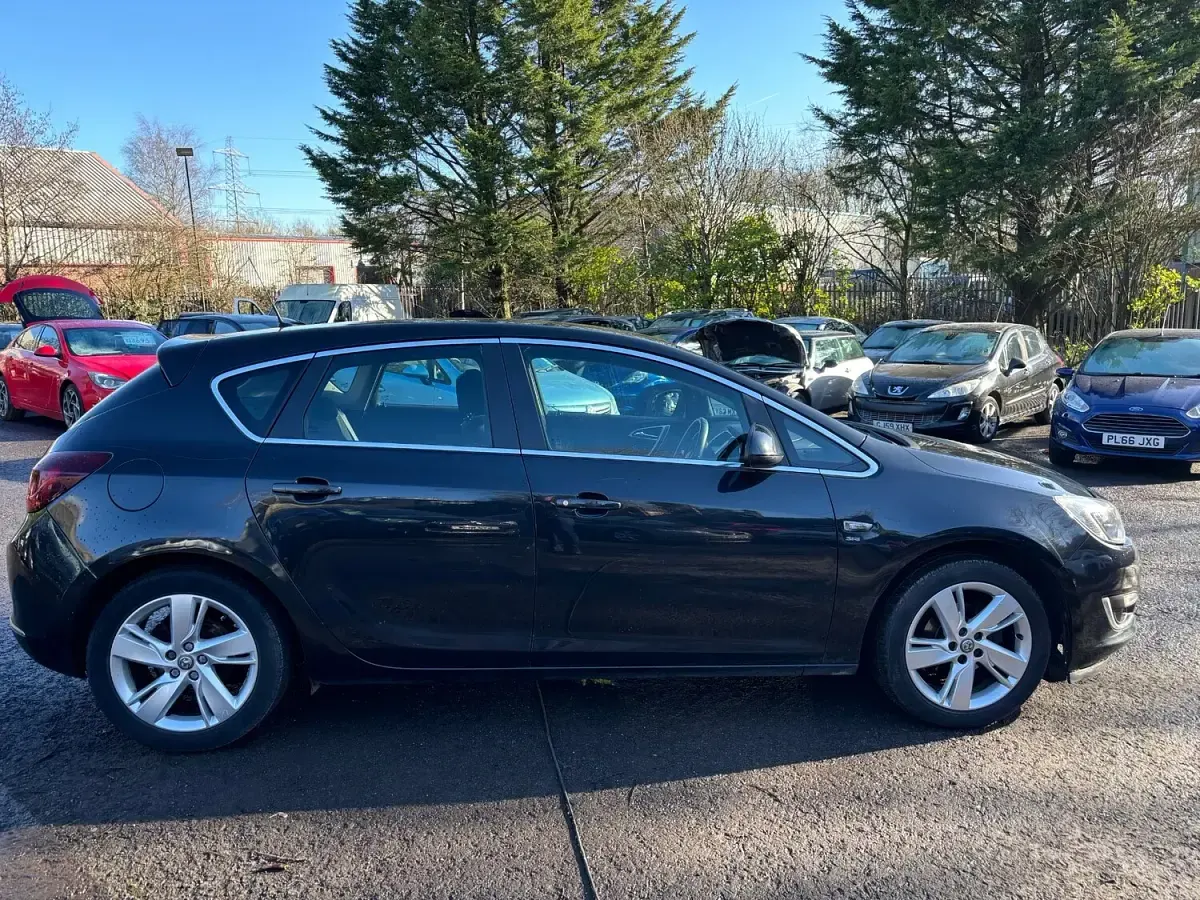 Gebraucht Vauxhall Astra SRi 2014 Schwarz Kleinwagen