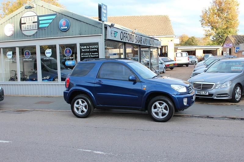Blue Used 2001 Toyota RAV4 Estate | £5,795 (A bit pricey) - Image 1/4