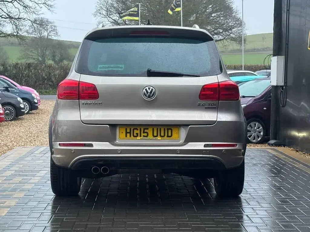 Used VW Tiguan R-line 177 HP (130 kW) 2015 Beige SUV
