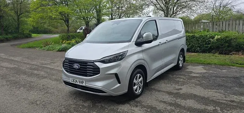 Używany Ford Transit Custom Limited 136 KM (100 kW) 2024 Srebrny Van