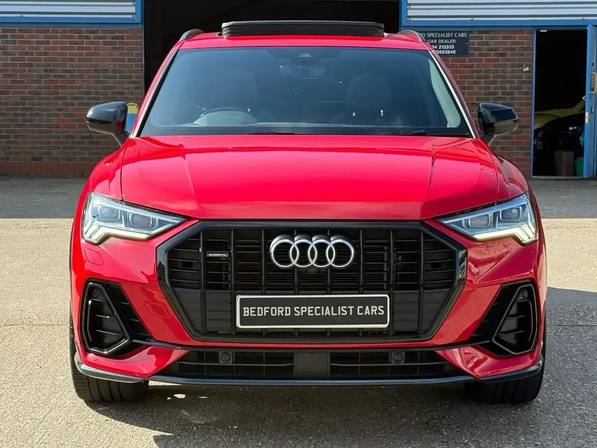 Used Audi Q3 Comfort 230 HP (169 kW) 2021 Red SUV