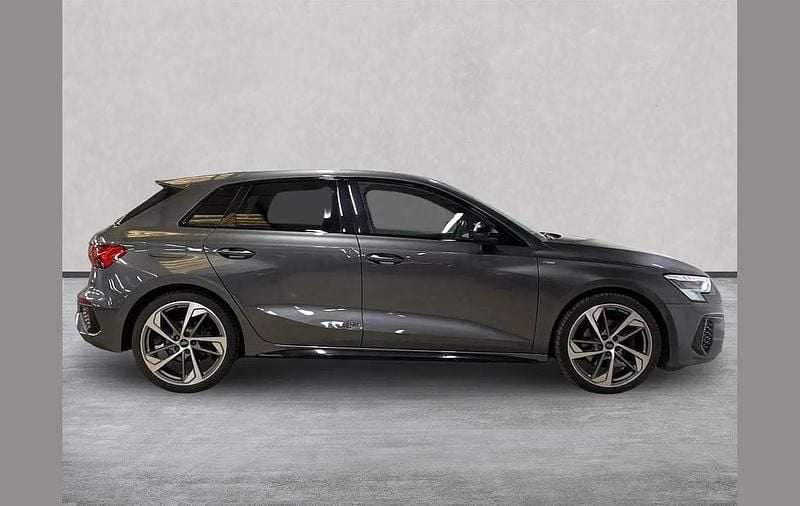 Used Audi A3 Comfort 150 HP (110 kW) 2023 Grey Sedan