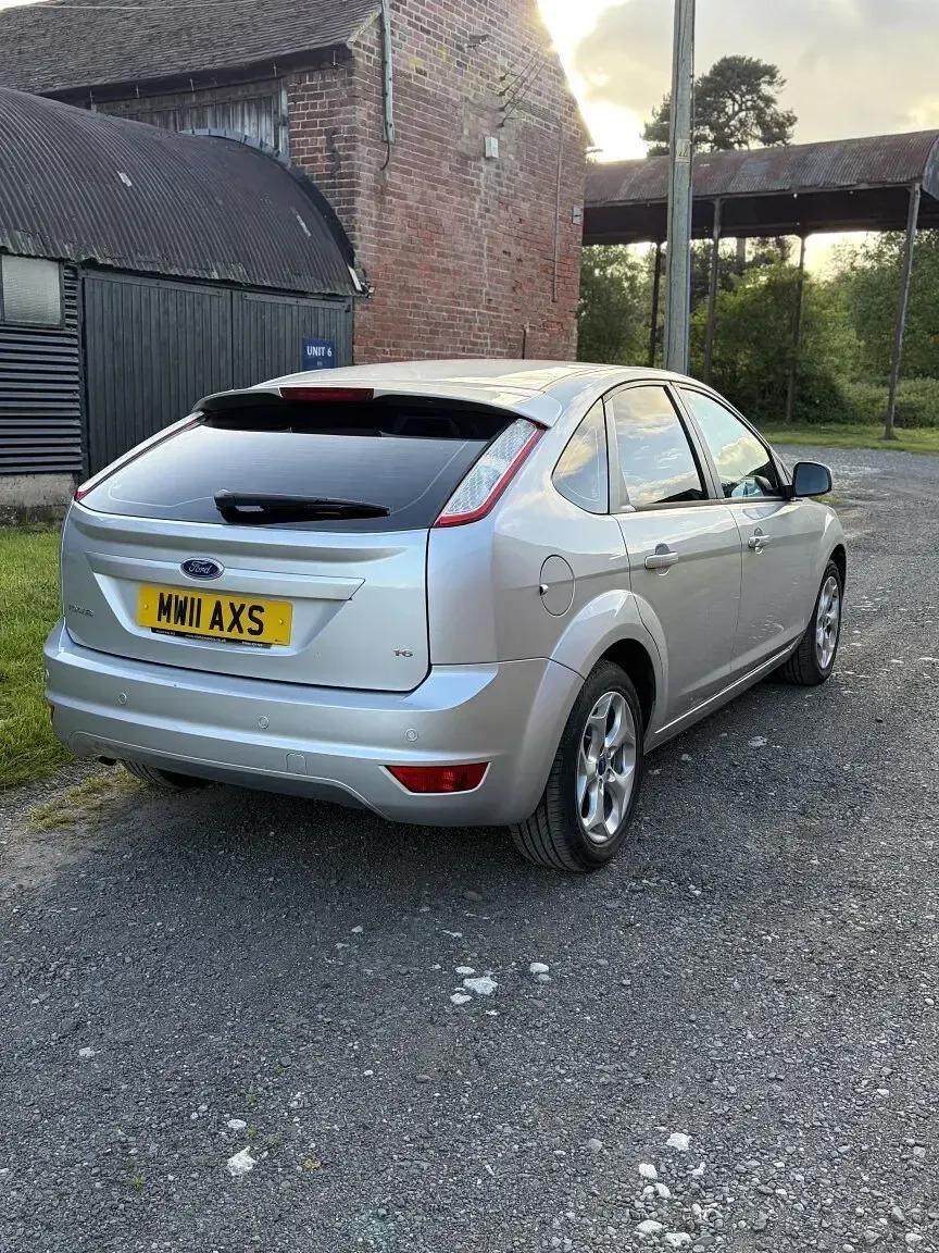 Used Ford Focus Sport 2011 Silver Hatchback