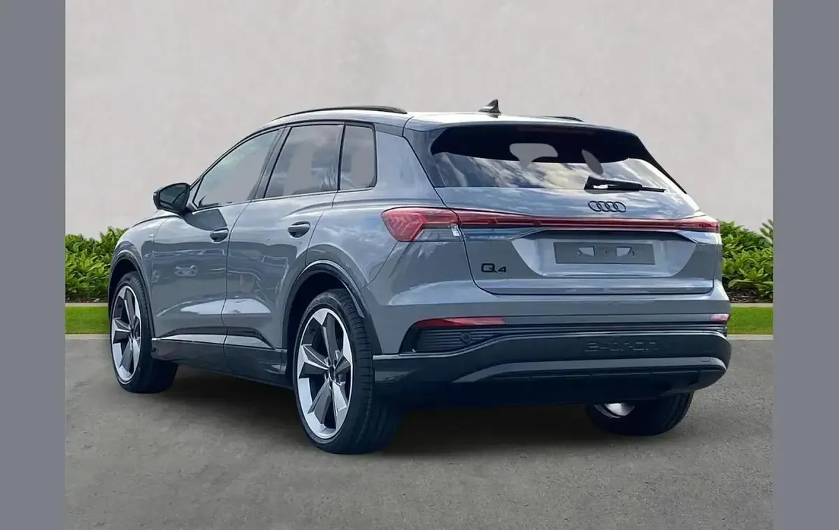 New Audi Q4 e-tron Black Edition 245 kW (334 HP) 2025 Other SUV