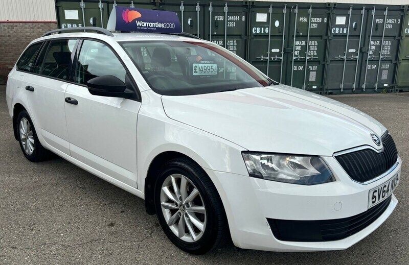 White Used 2014 Skoda Octavia Estate | £4,995 (Good price) - Image 1/4