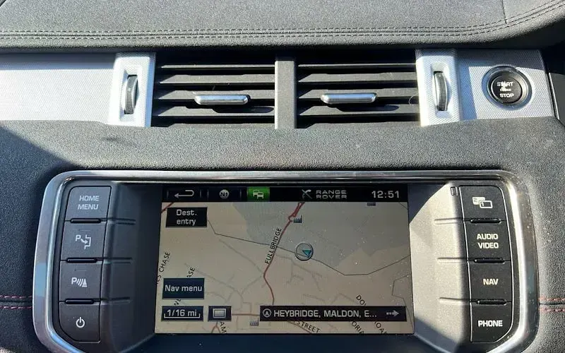 Used Land Rover Range Rover evoque Dynamic 190 HP (139 kW) 2015 Hatchback