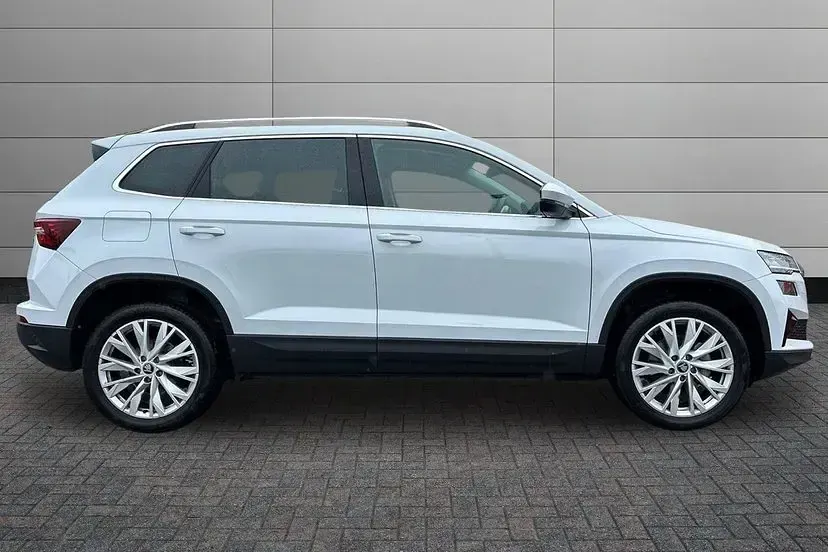 Used Skoda Karoq SE L 116 HP (85 kW) 2026 Moon white SUV