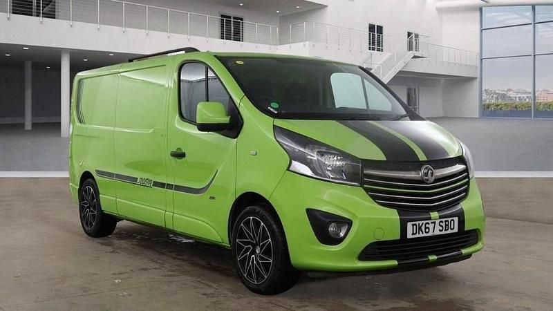 Green Used 2017 Vauxhall Vivaro Sportive MPV | £9,989 (Expensive) - Image 1/4