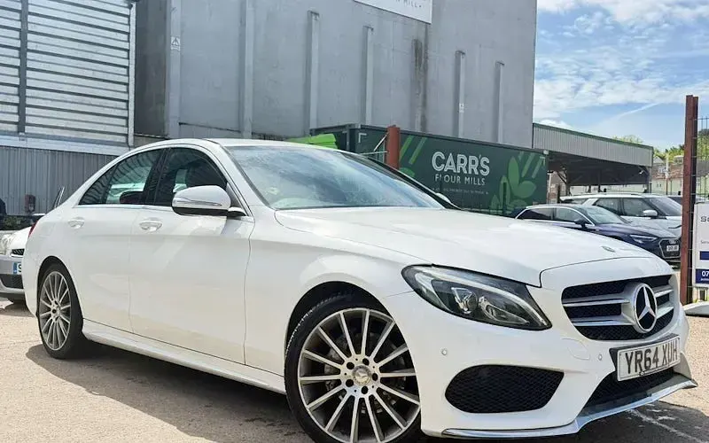 Usado Mercedes C220 AMG line 170 CV (125 kW) 2015 Berlina
